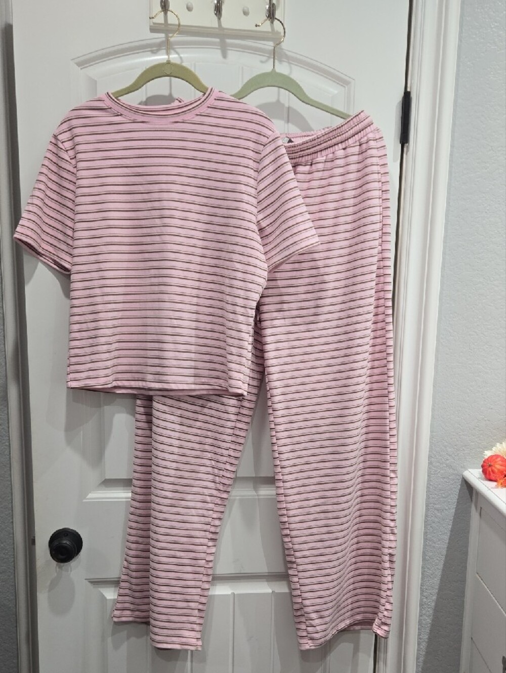 Veveret Brushed Velvet Pink Stripe Short-Sleeve Lounge Set - Picture 2 of 4